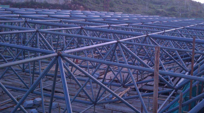 黄石概述网架加工中对钢材的质量的过细恳求